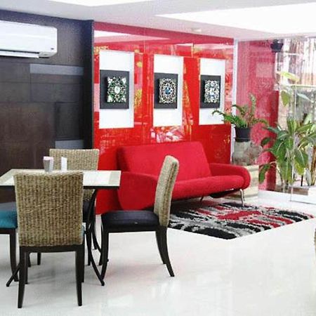 Oasis Inn 曼谷 外观 照片